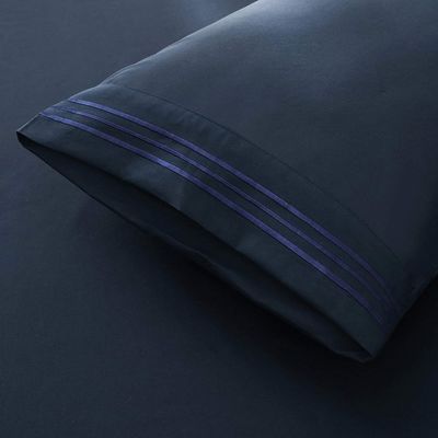 200TC Drei-Zeilen-Embroiderie Luxus-Hotel-Blatt-Set mit 100% Polyester Mikrofiber
